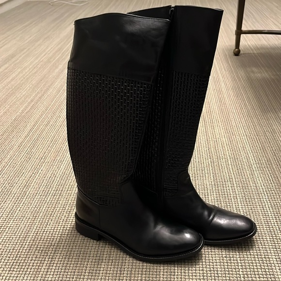 Women’s Leather Boots Size 38 Barely Worn excellent condition - Picture 1 of 2